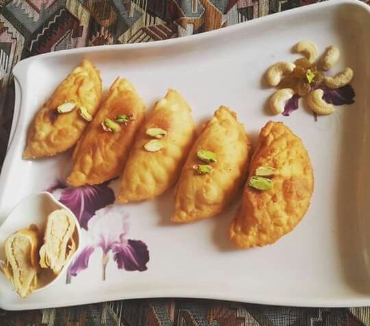 Semolina Gujiya Recipe