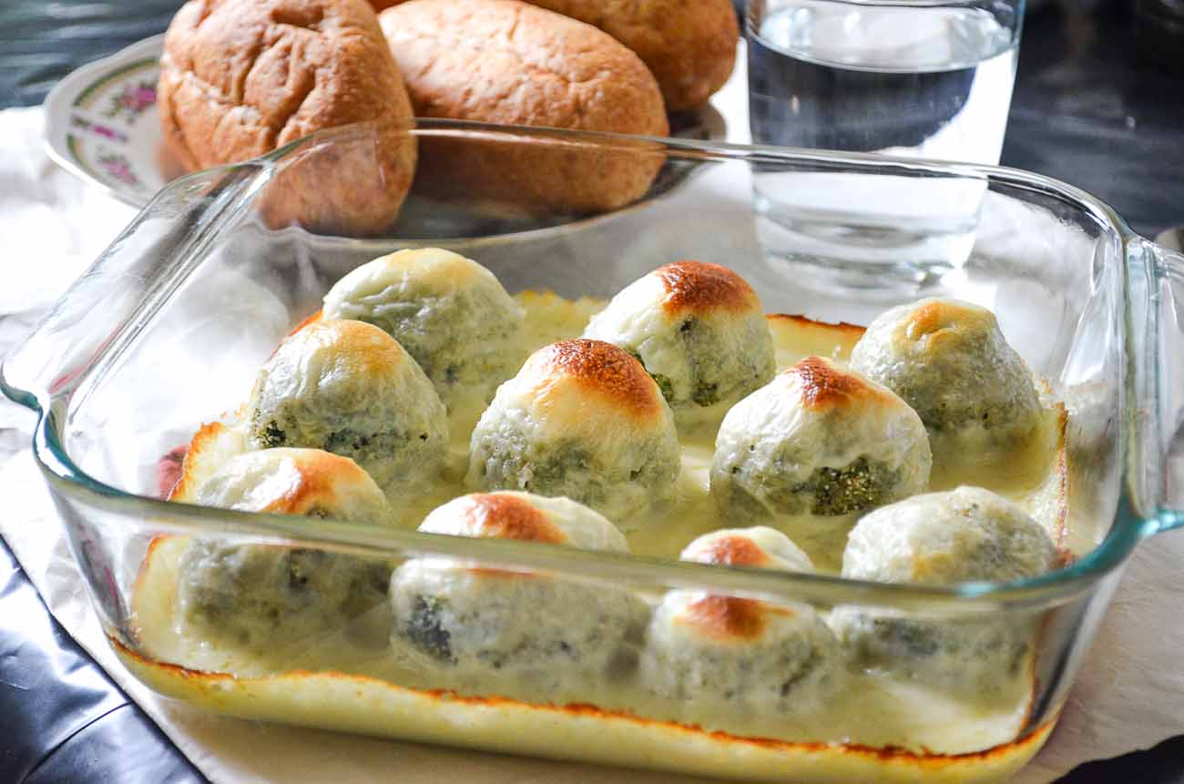 Spinach And Ricotta Dumplings Recipe In Cheese Sauce