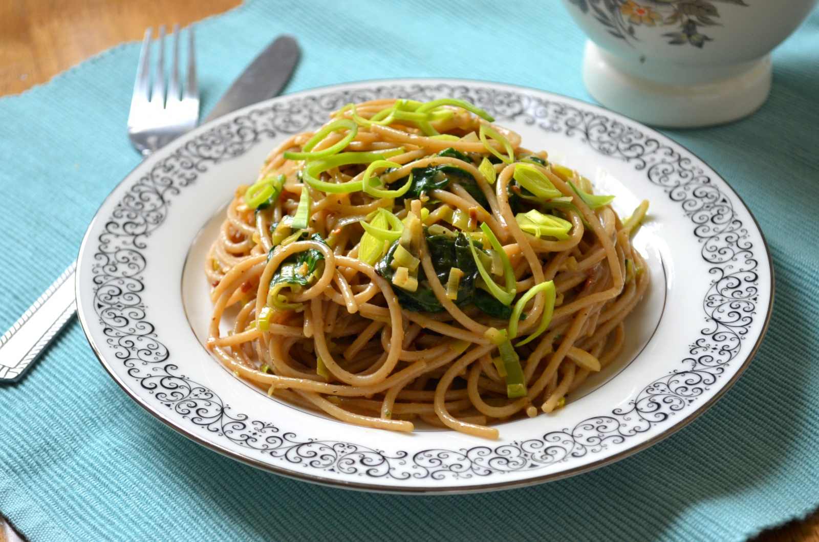 Thai Style Noodles With Spinach And Leeks Recipe