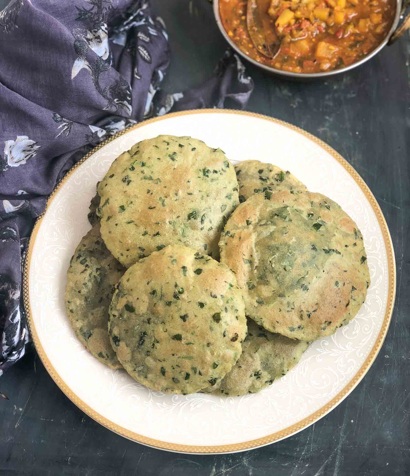 Dahi Methi Puri Recipe - Fenugreek Leaves Puri With Yogurt