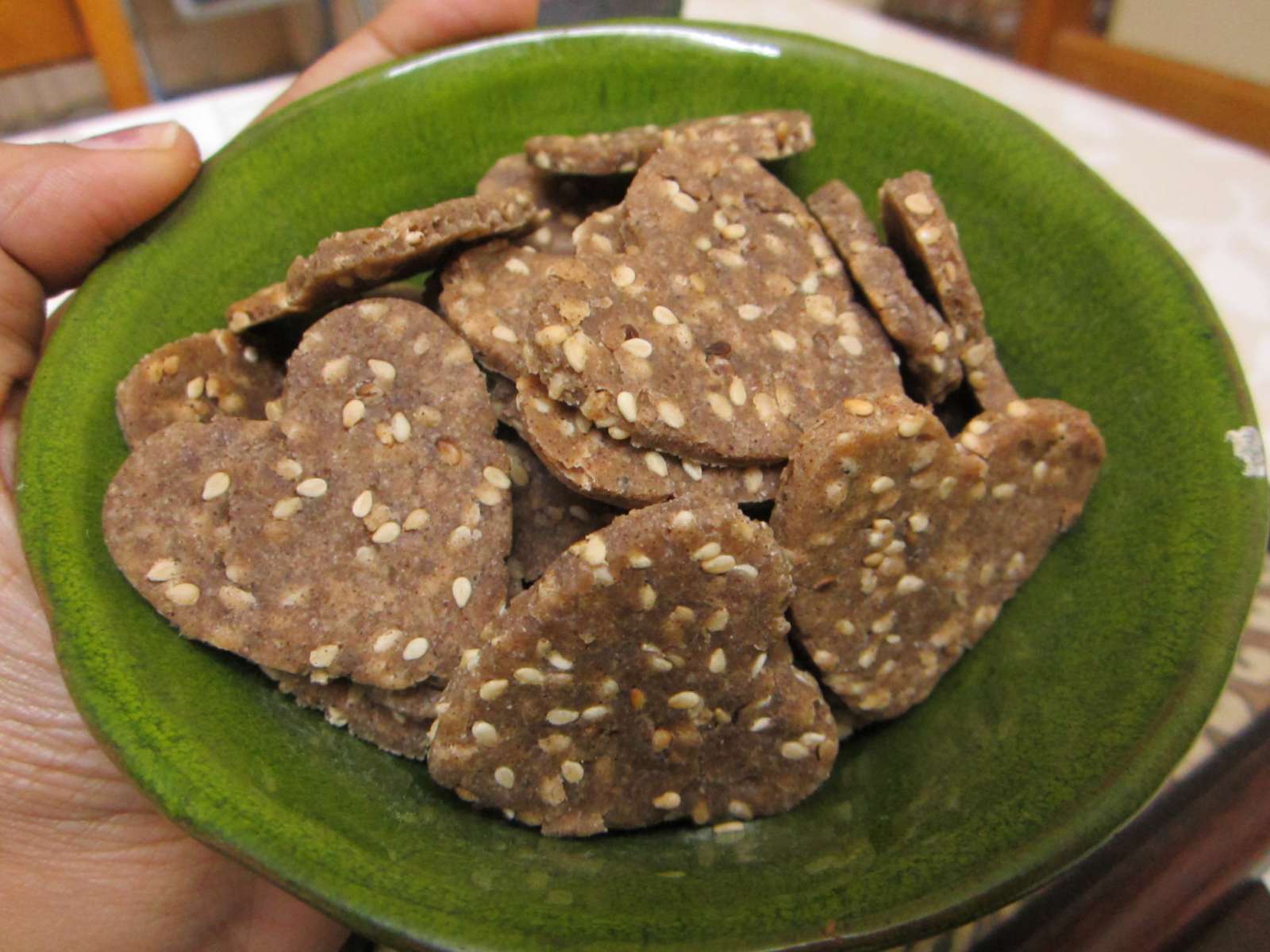 Multi-Grain Crackers With Sesame Seeds, Chives And Chili Flakes Recipe