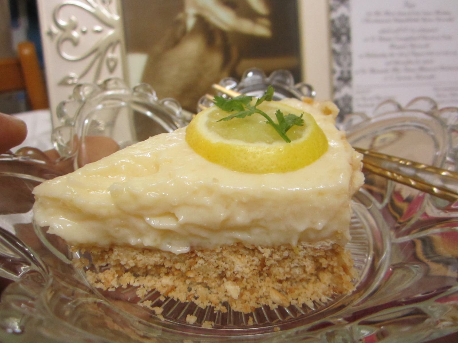 No-Bake Tangy Lemon Pie Recipe