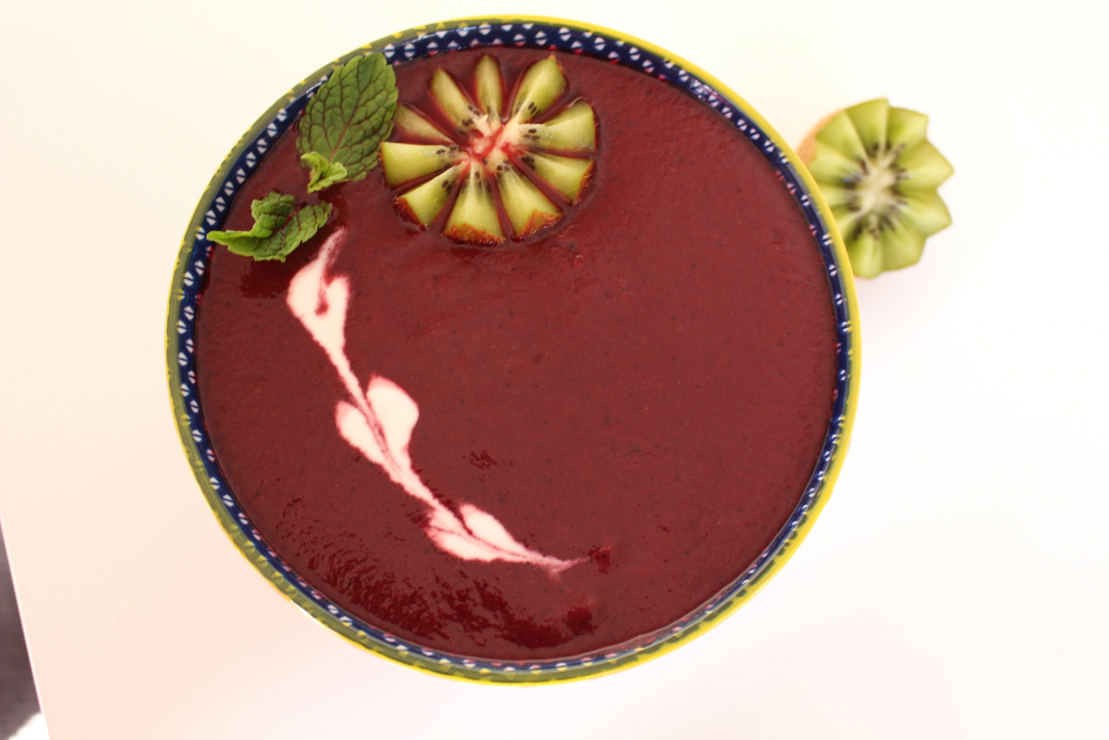 Red Smoothie Bowl Recipe