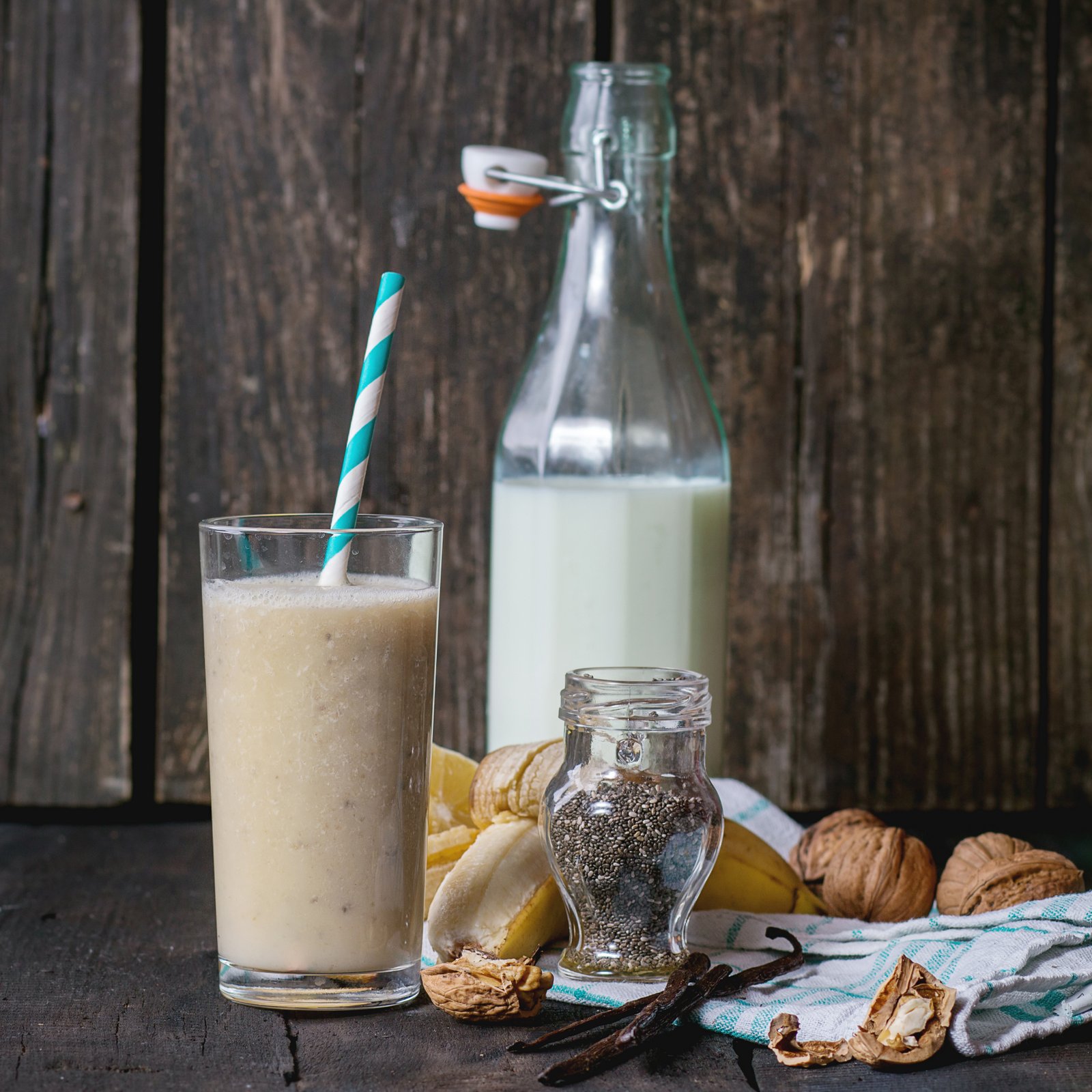 Banana Walnut Chai Smoothie Recipe