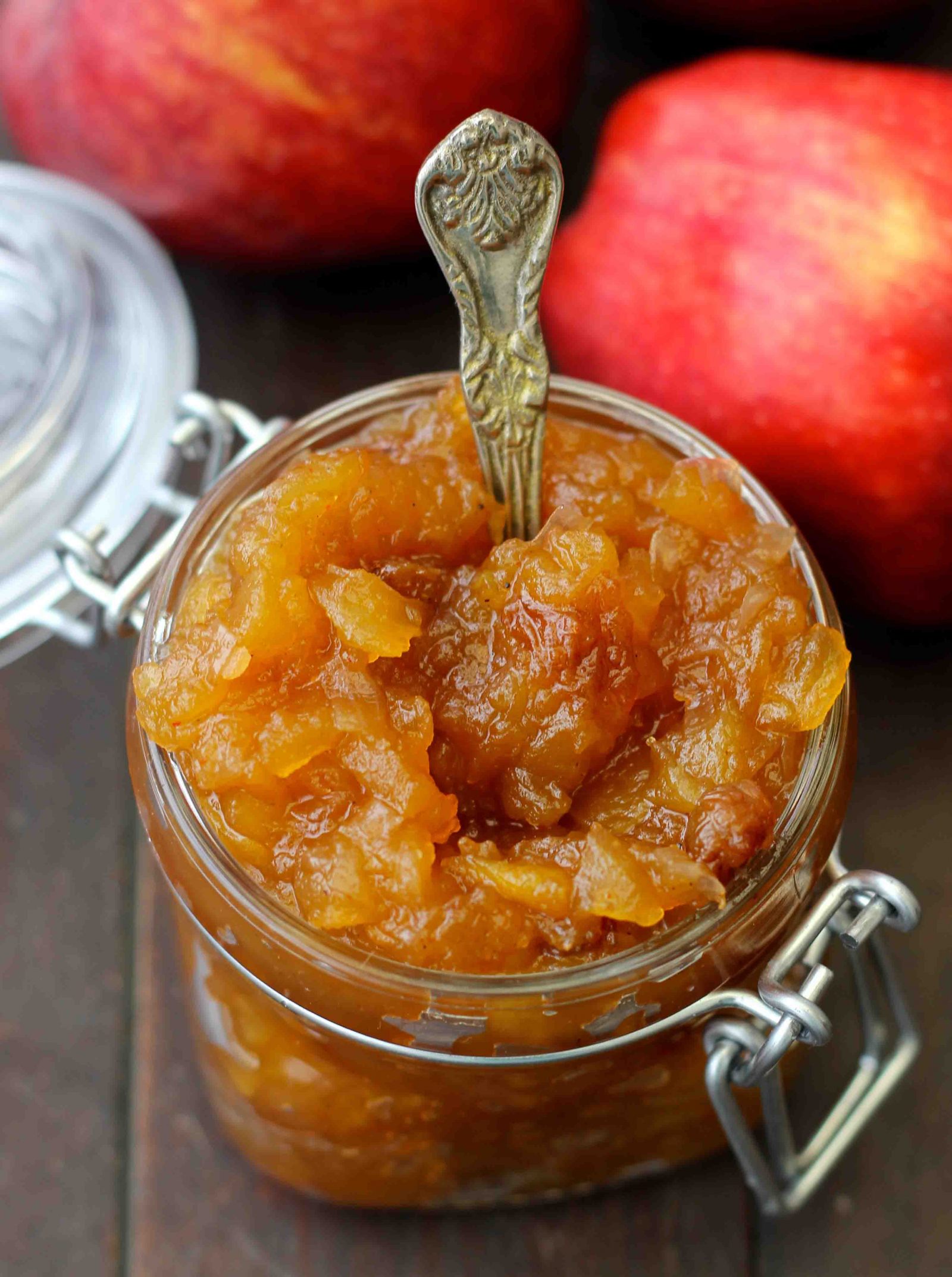 Apple And Raisin Chutney Recipe