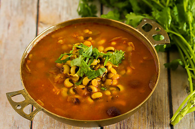 Thatta Payaru Sambar Recipe - Black Eyed Beans Sambar Thatta Payaru Sambar Recipe - Black Eyed Beans Sambar