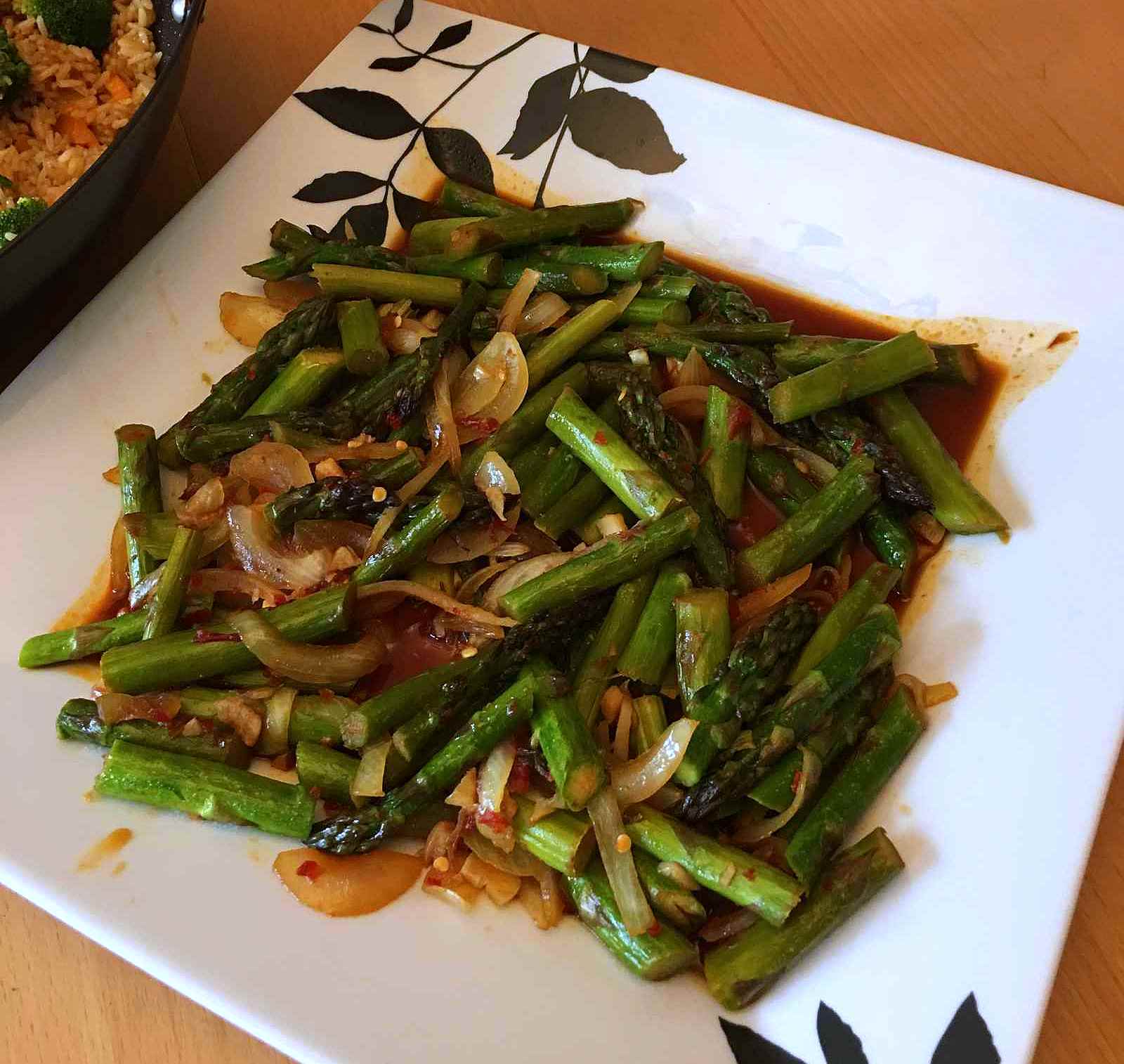 Spicy Asparagus Stir Fry (Indo-Chinese Fusion Recipe)