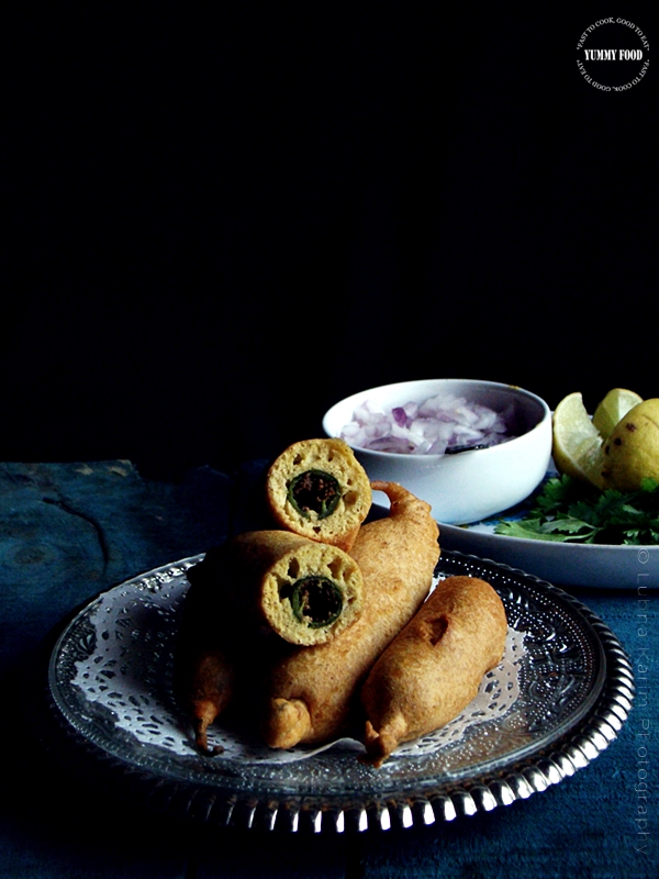 Mirchi Bajji Recipe - Mirapakaya Bajji/Green Chilli Fritters Mirchi Bajji Recipe - Mirapakaya Bajji/Green Chilli Fritters