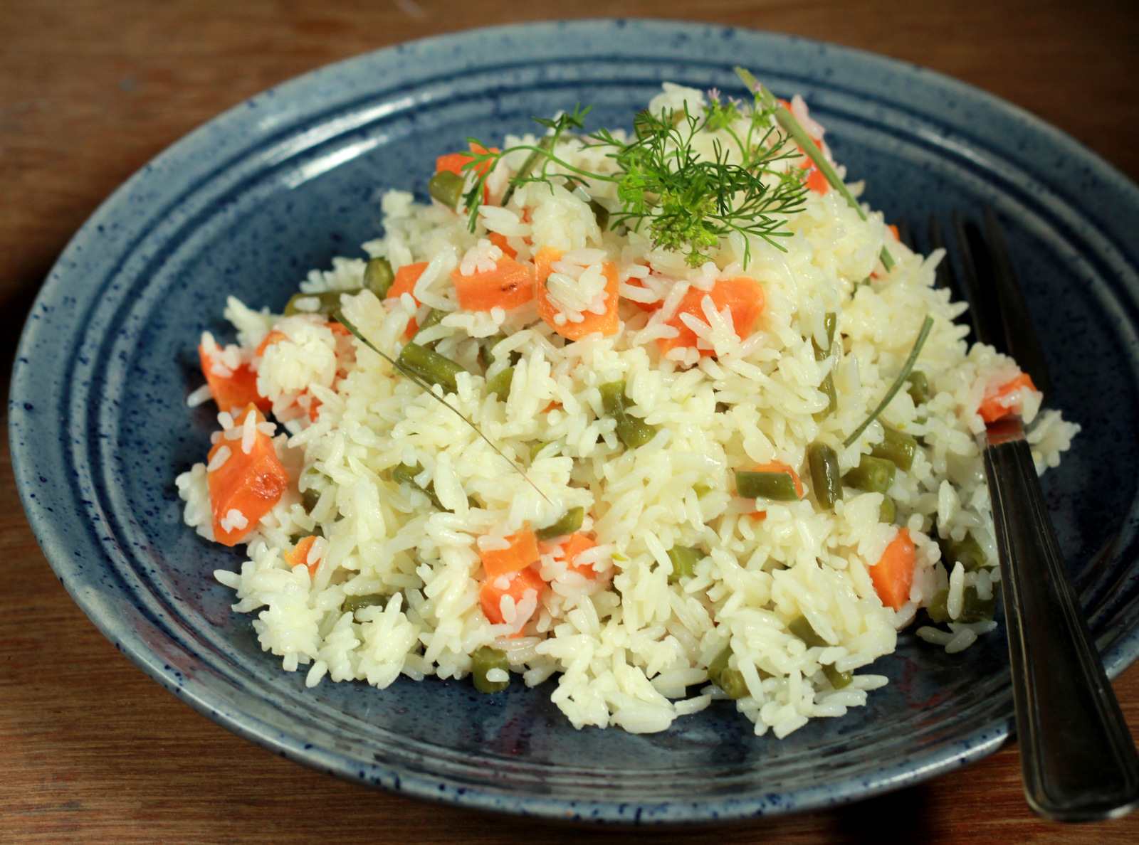 लेमनग्रास कोकोनट राइस रेसिपी - Lemongrass Coconut Rice (Recipe In Hindi)