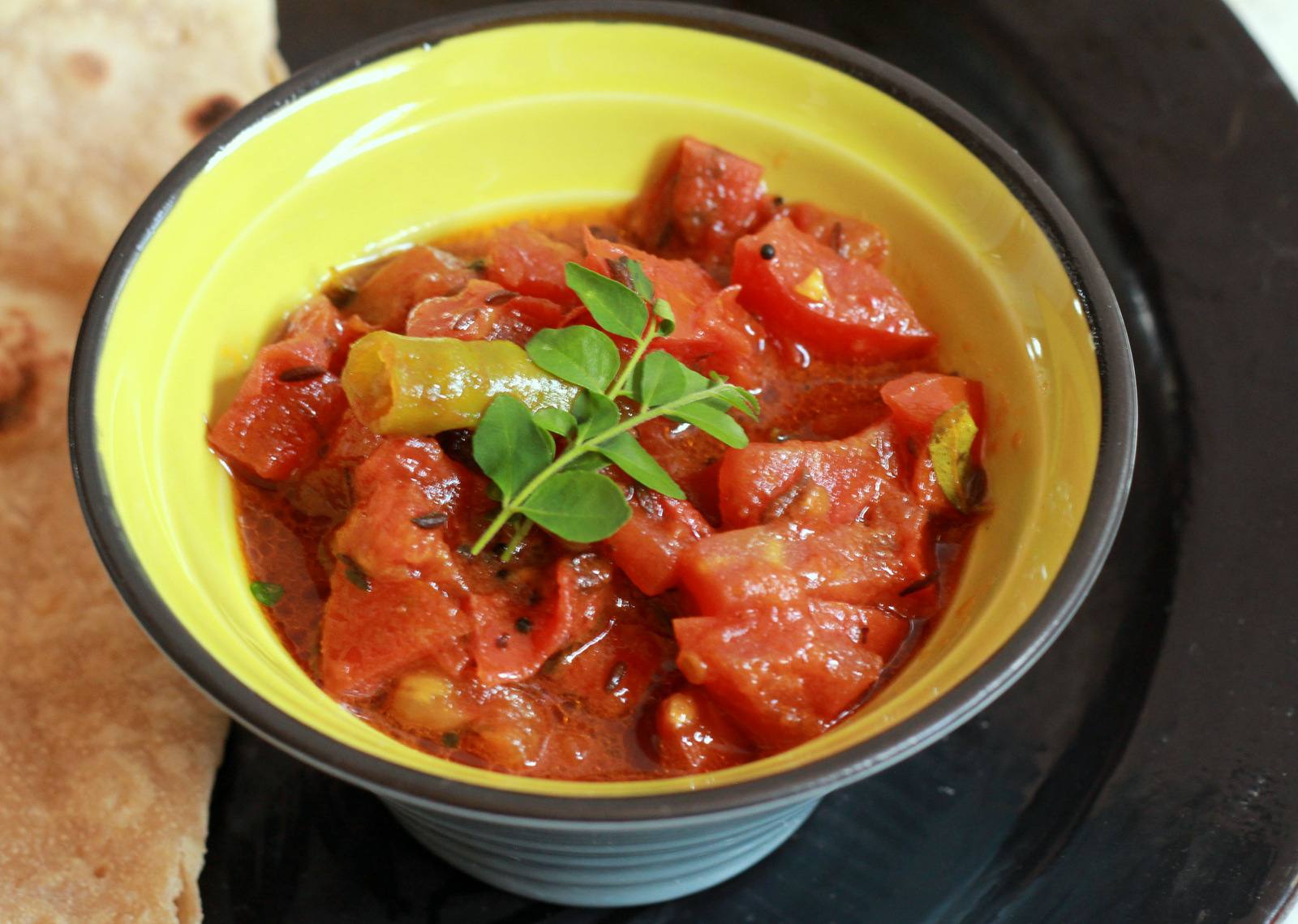 Tomato Gojju (South Indian Style Tomato Curry Recipe)