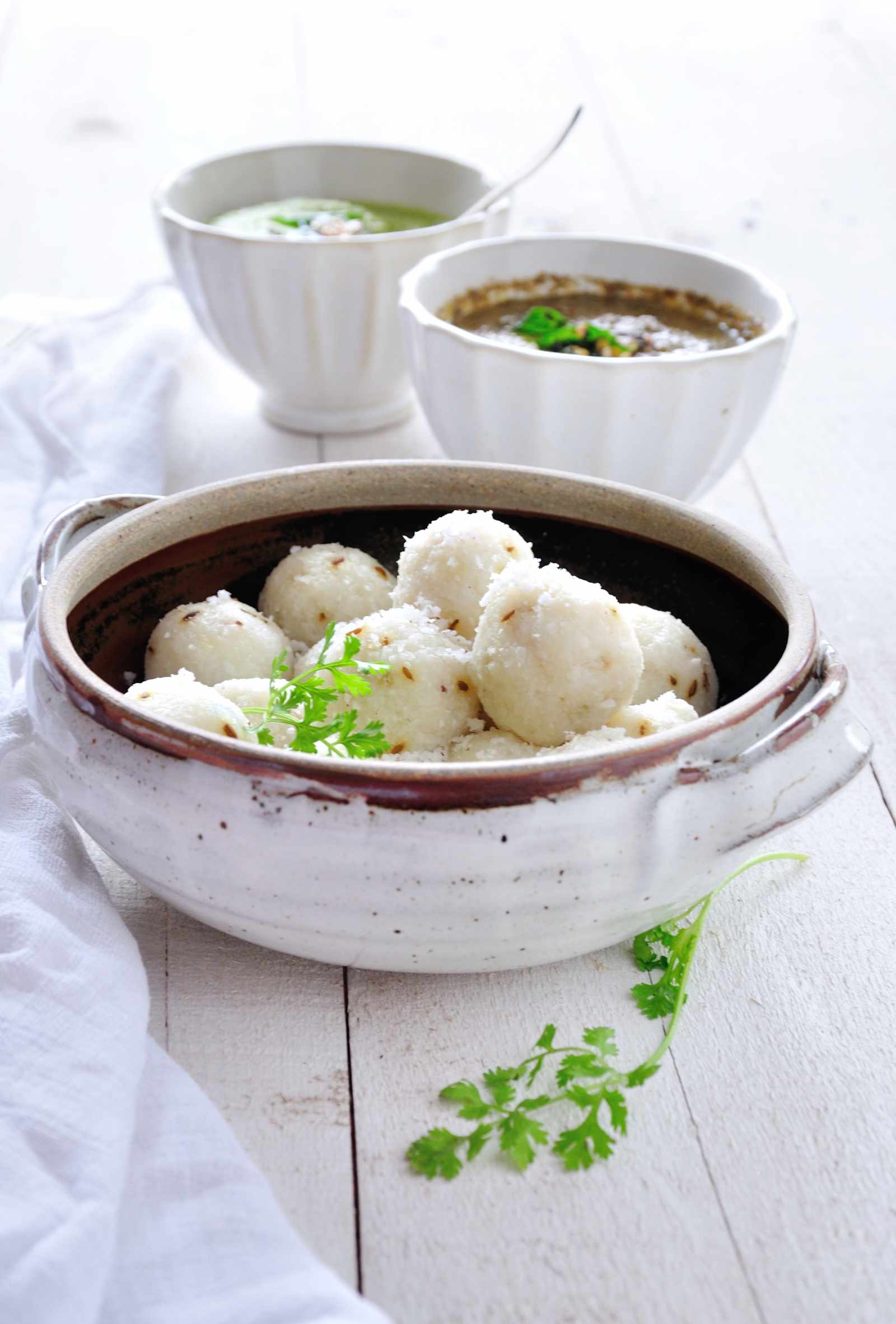 Kara Kadubu Recipe (Malanad Style Steamed Spiced Rice Dumplings) Kara Kadubu Recipe (Malanad Style Steamed Spiced Rice Dumplings)