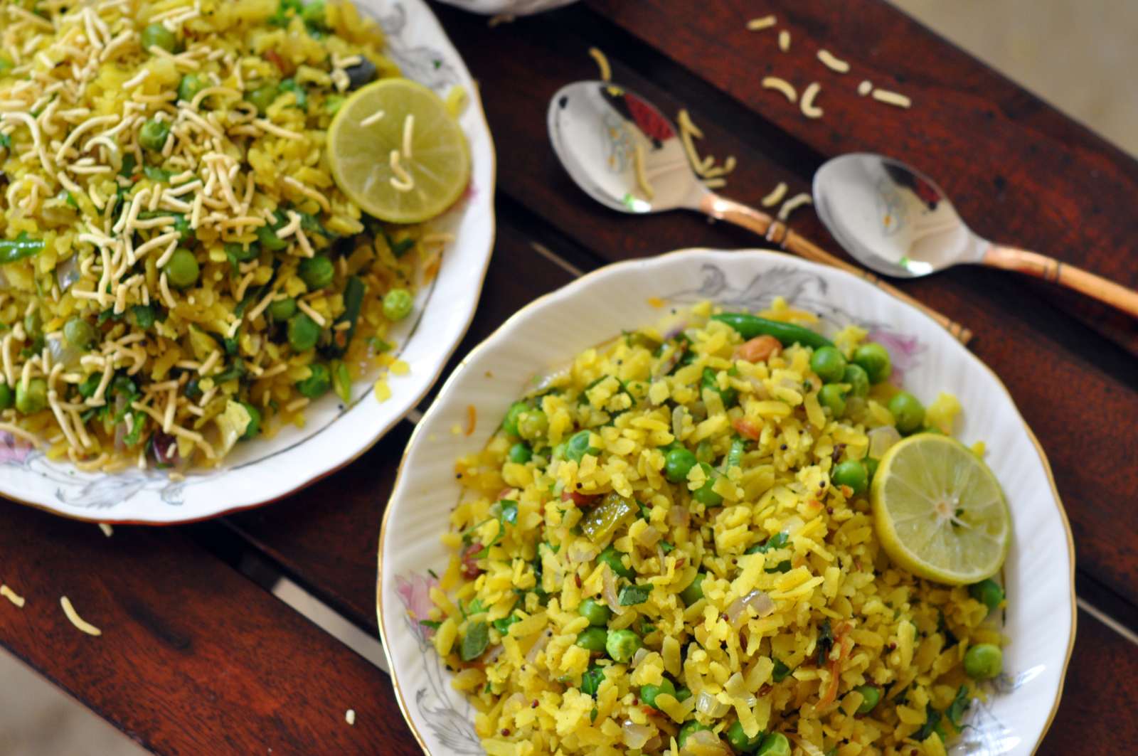 Matar Poha Recipe (Flattened Rice Stir Fry with Green Peas)
