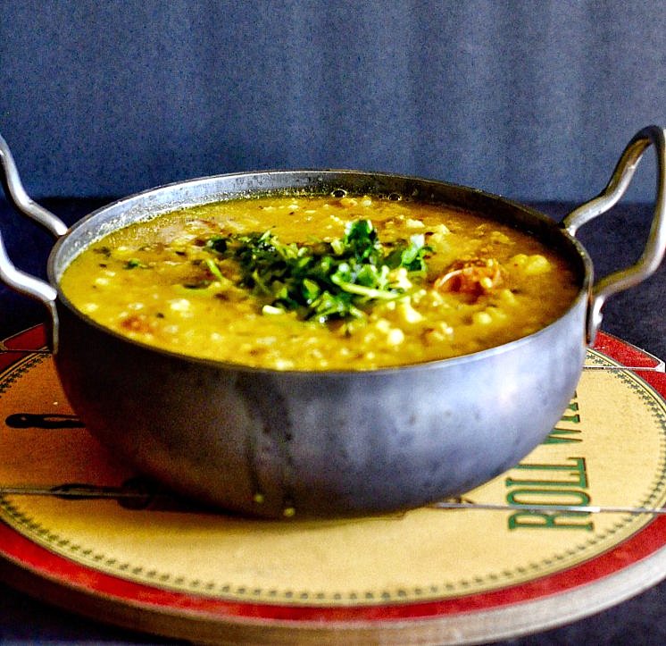 गोभी मूंग दाल रेसिपी - Cauliflower Moong Dal Recipe