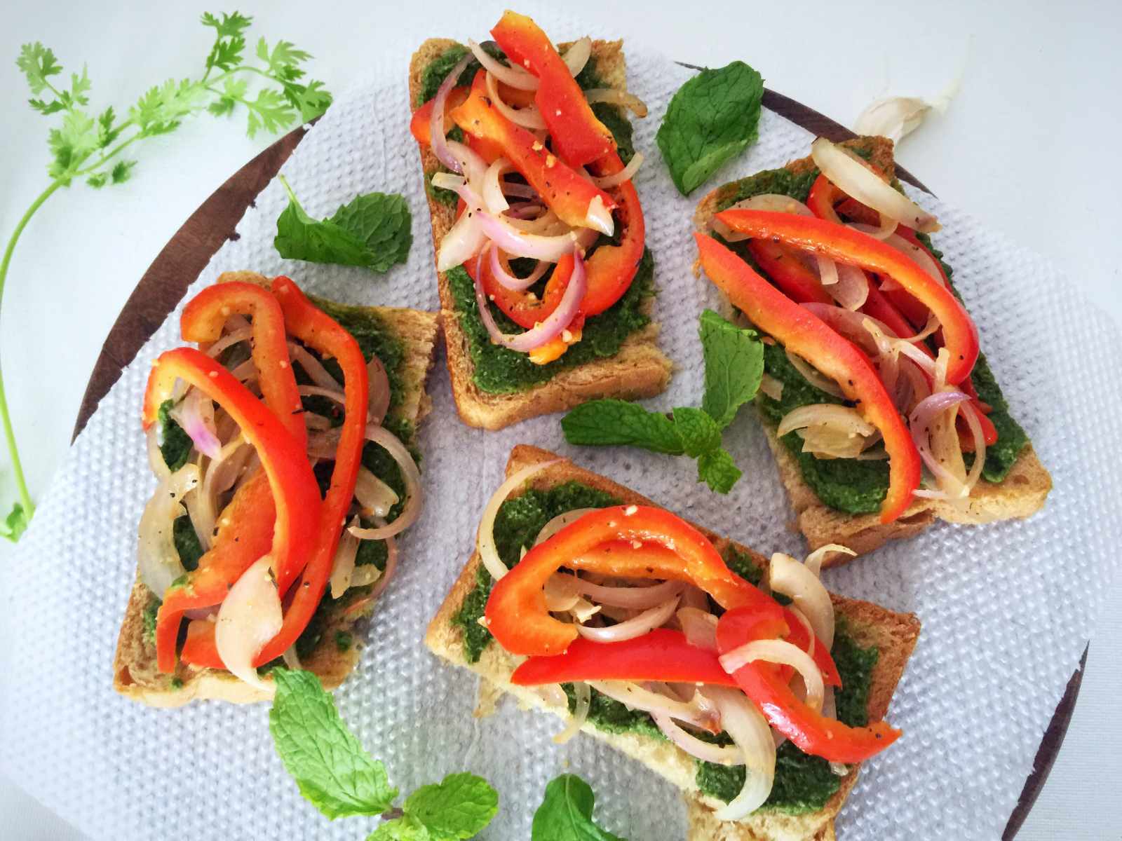 Bruschetta With Coriander Mint Pesto And Red Bell Peppers Recipe