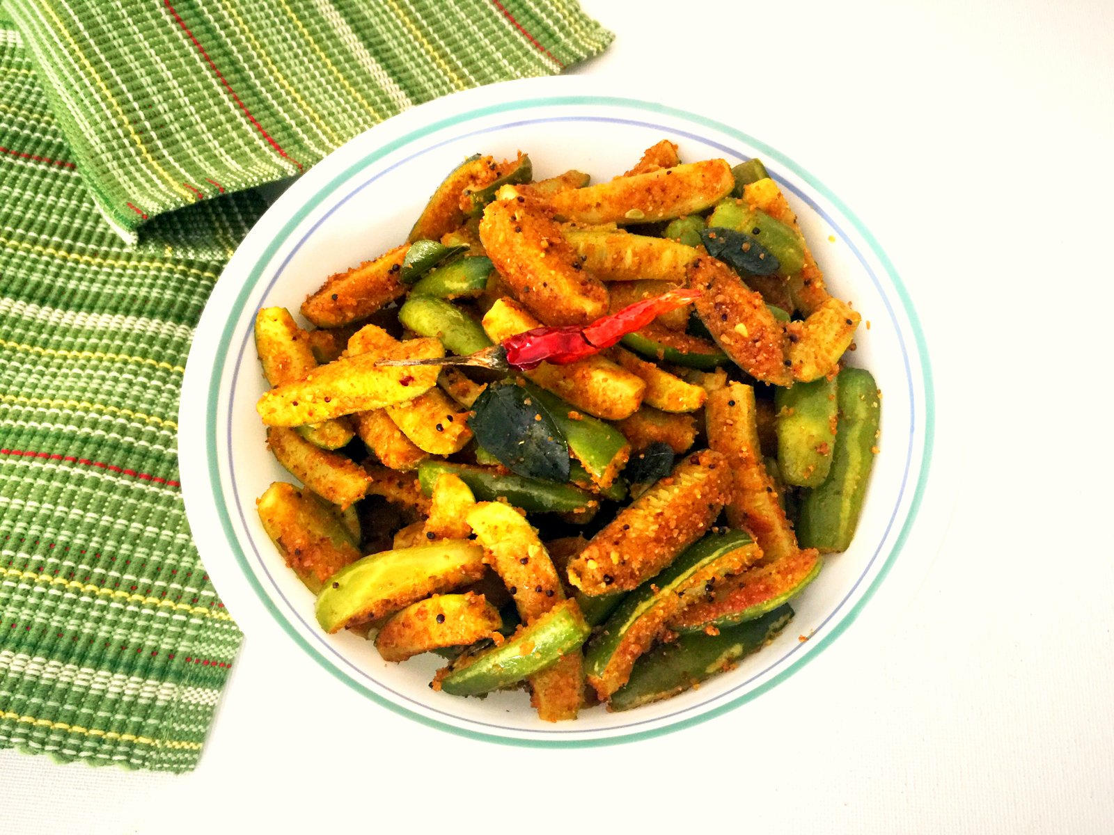 Kovakkai Podi Curry Recipe - Tamil Nadu Style Ivy Gourd Stir Fry