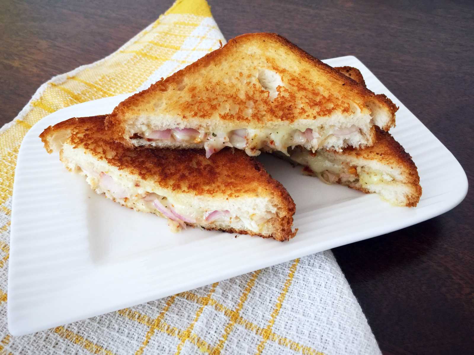 Onion And Cheese Pepper Sandwich Recipe