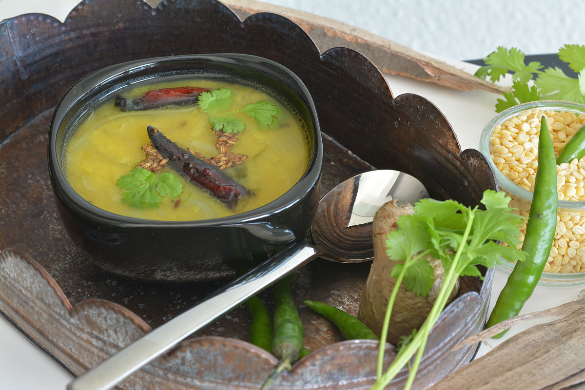 Moong Dal Rasam/Pesara Pappu Charu Recipe (Lemon Infused Indian Lentil Soup)