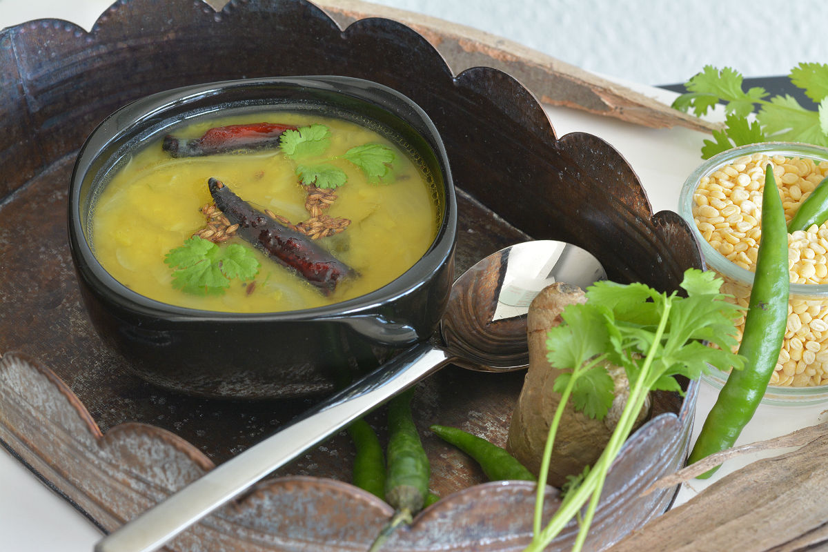Moong Dal Rasam/Pesara Pappu Charu Recipe (Lemon Infused Indian Lentil Soup) Moong Dal Rasam/Pesara Pappu Charu Recipe (Lemon Infused Indian Lentil Soup)