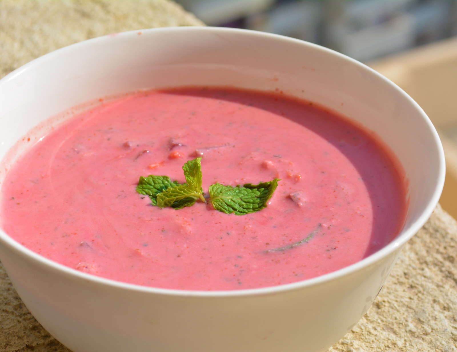 चकुंदर और गाजर का रायता रेसिपी - Beetroot Carrot Raita (Recipe In Hindi)