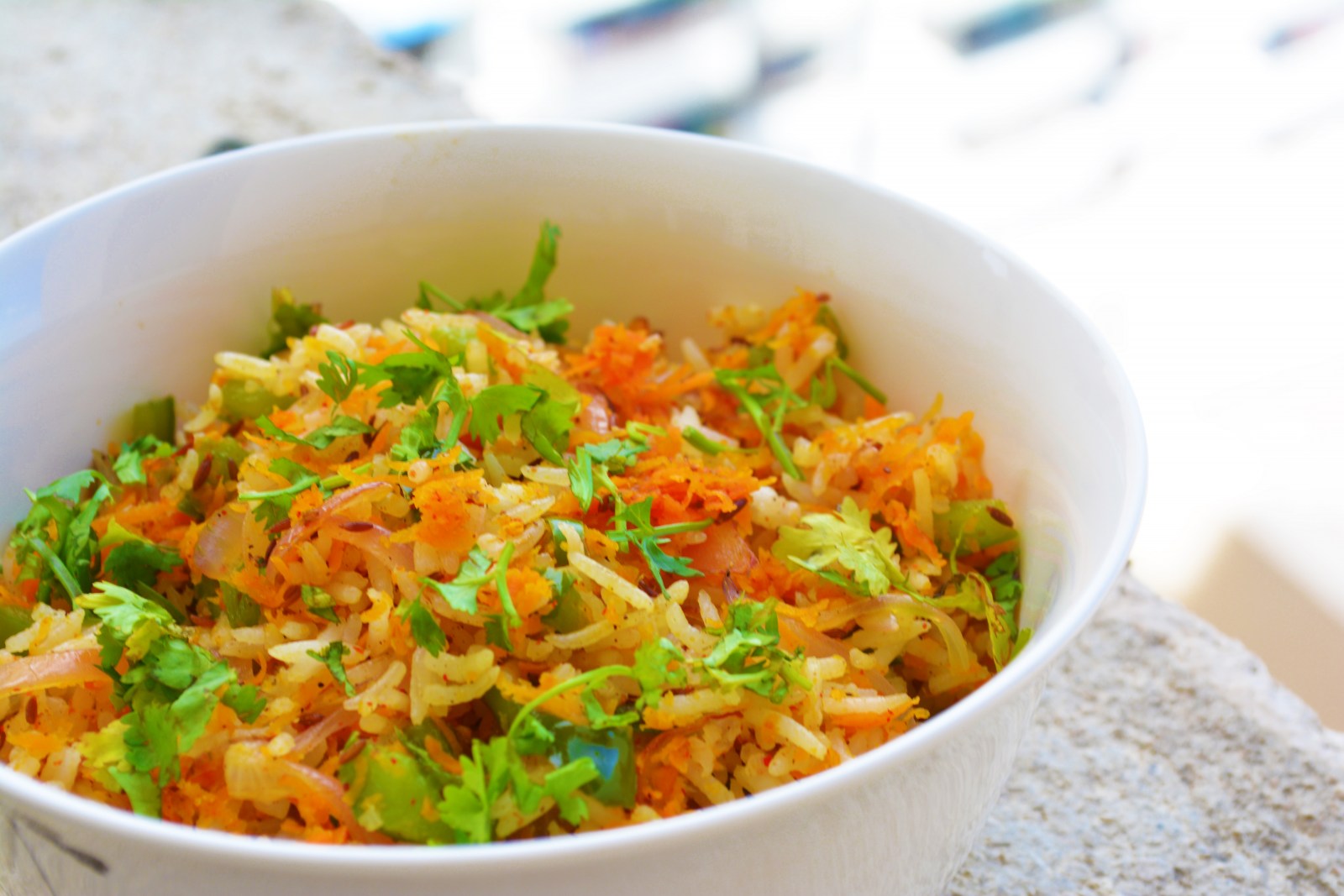 गाजर और शिमला मिर्च पुलाव रेसिपी - Carrot And Capsicum Rice (Recipe In Hindi) 