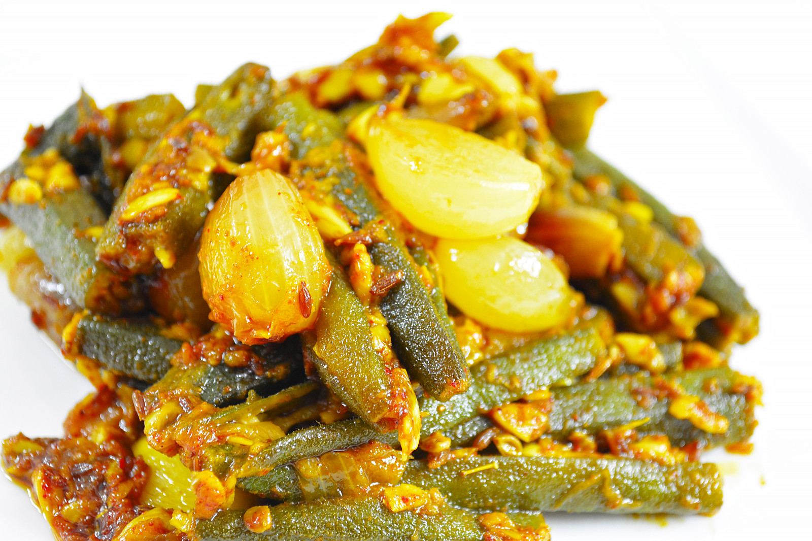 Bharwa Bhindi And Pyaaz Ki Sabzi Recipe