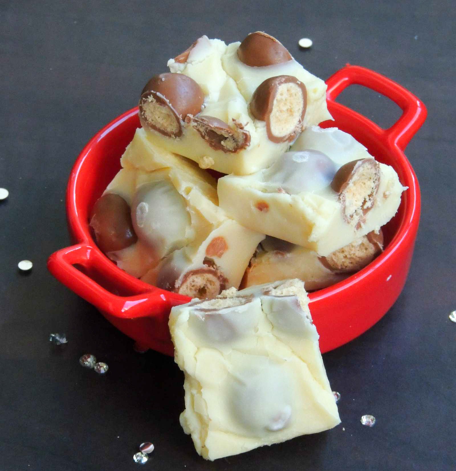 White Chocolate Maltesers Fudge Recipe