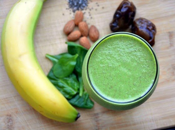 Spinach Dates & Banana Smoothie Recipe