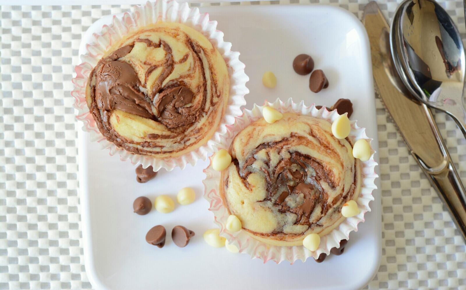 Eggless Nutella Swirl Cupcakes Recipe