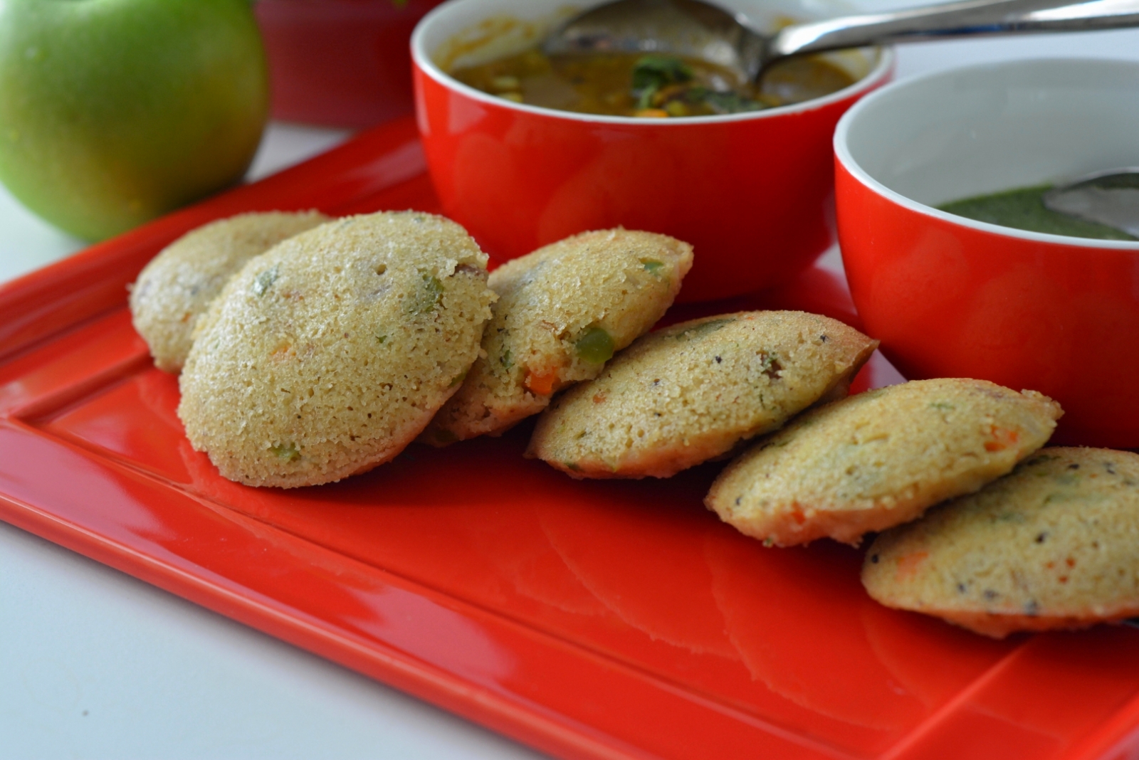 Mixed Vegetables Oats Idli Recipe