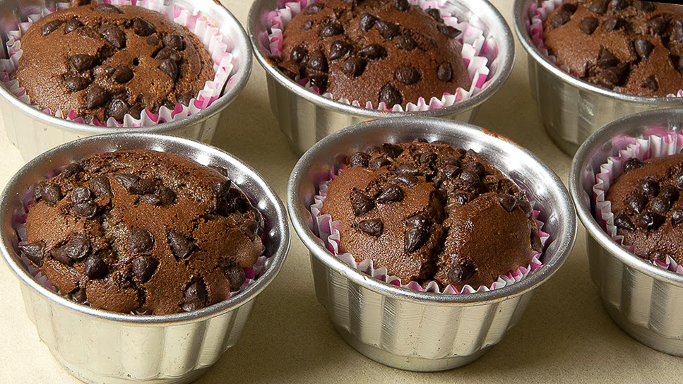 Rich Chocolate Muffins with Chocolate Chips