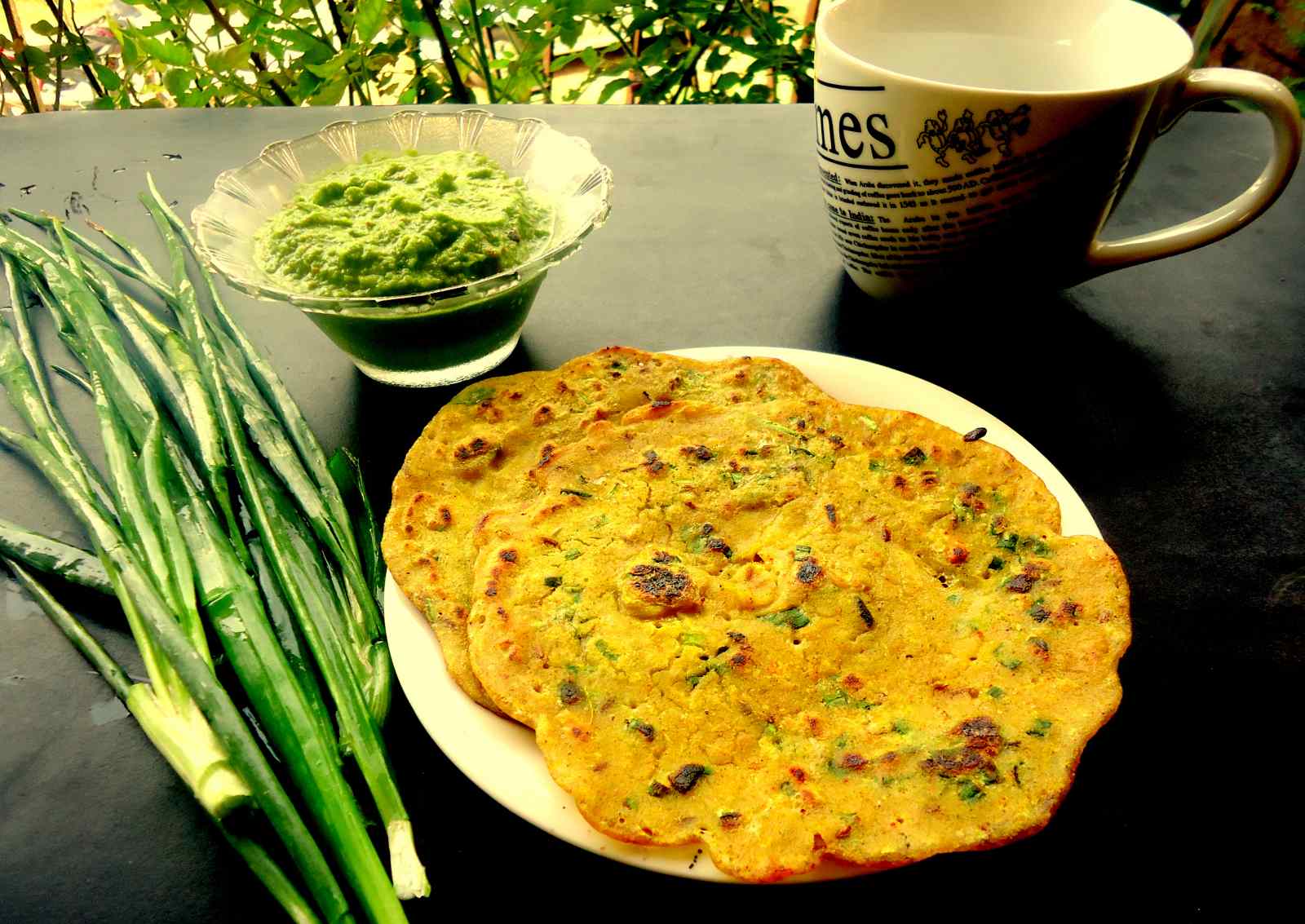 Mixed Flour And Spring Onion Cheela Recipe