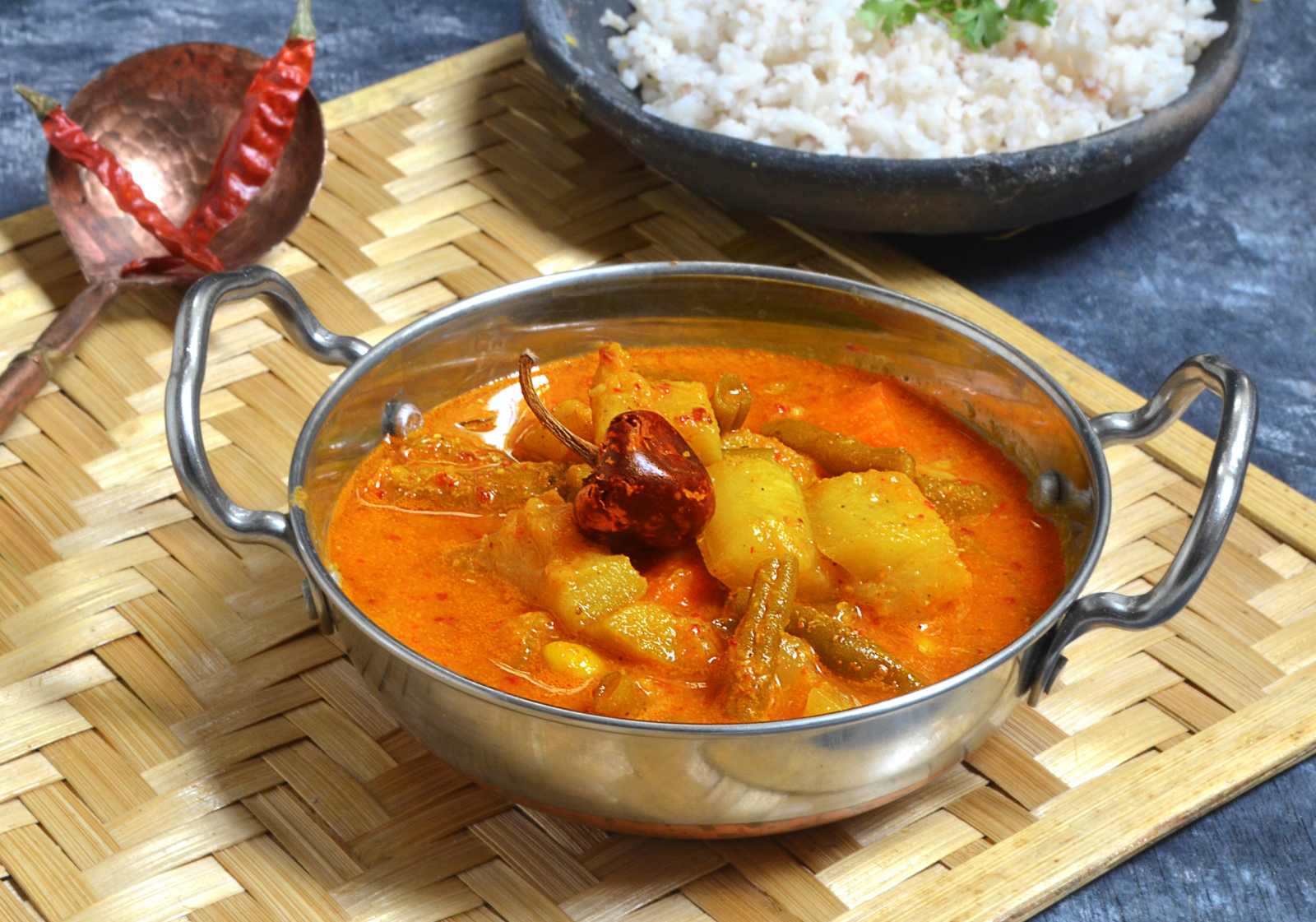 Goan mixed vegetable curry