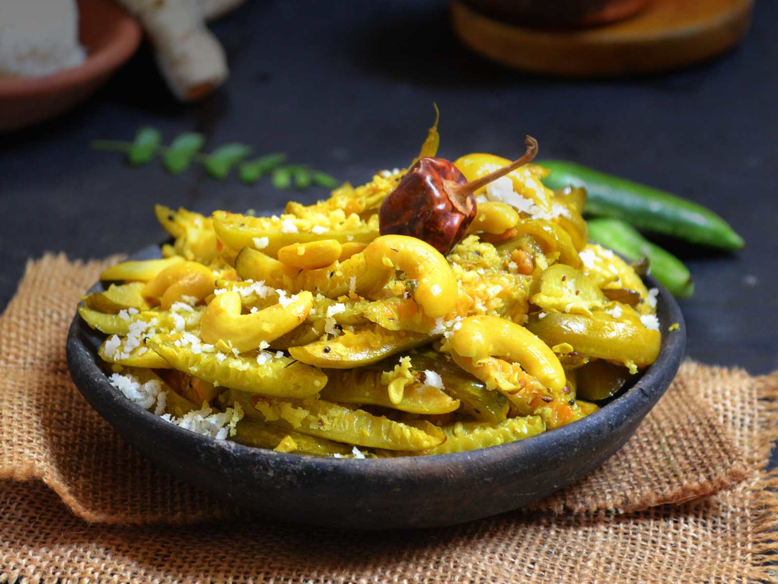 Mangalorean Manoli Bheeja Upkari Recipe - Ivy Gourd & Cashew Sabzi