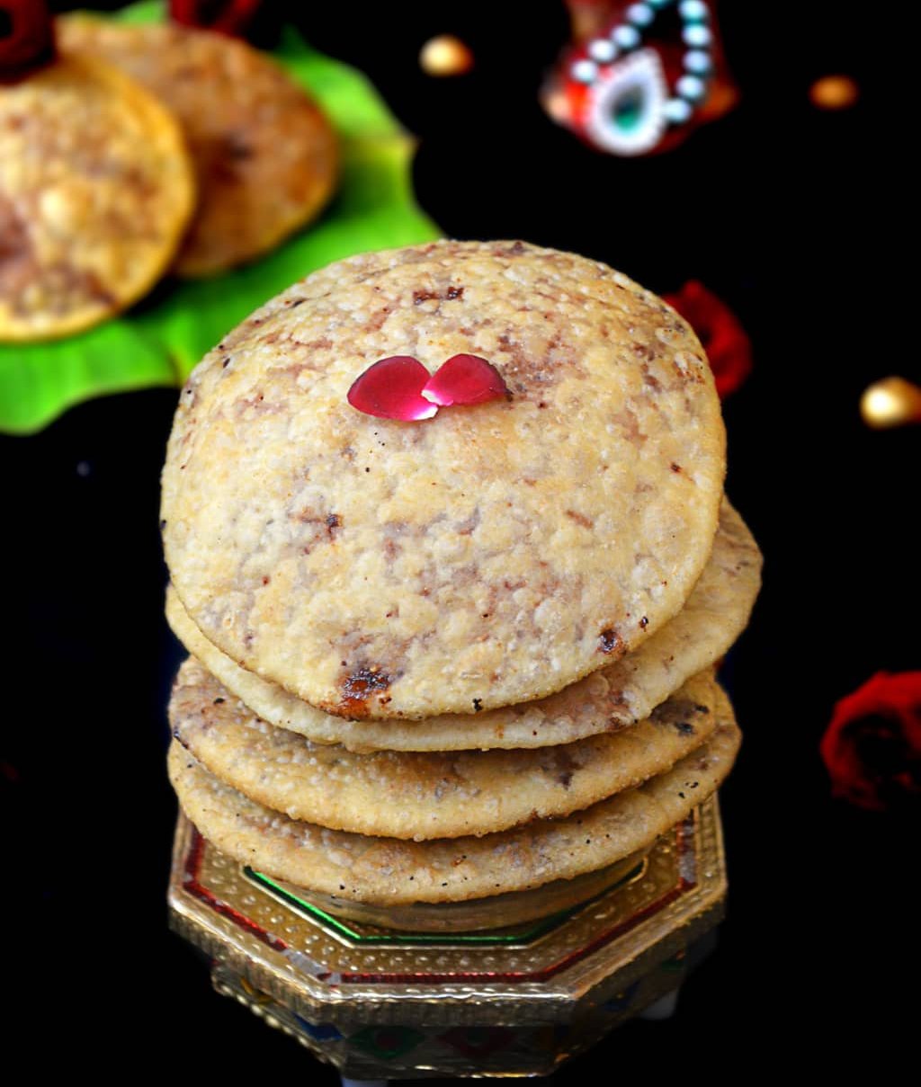 Sajjappa Recipe (Stuffed Sweetened Coconut Pastry) Sajjappa Recipe (Stuffed Sweetened Coconut Pastry)
