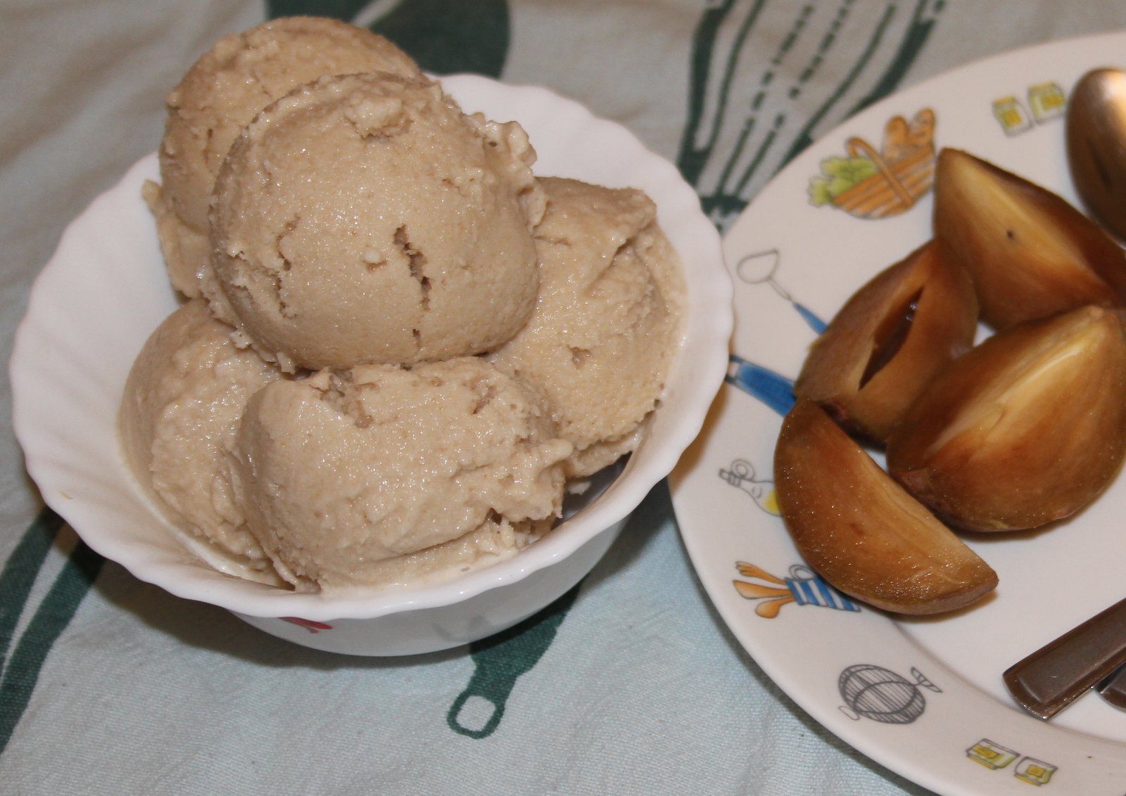 Homemade Chikoo Ice Cream Recipe