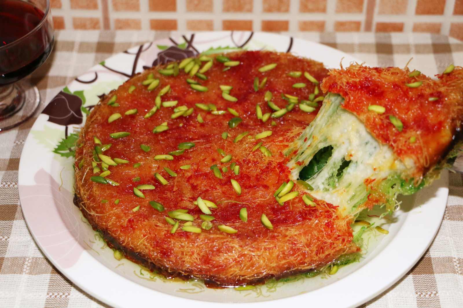 Delicious Arabic Sweet Kunafa Recipe (Knafeh)