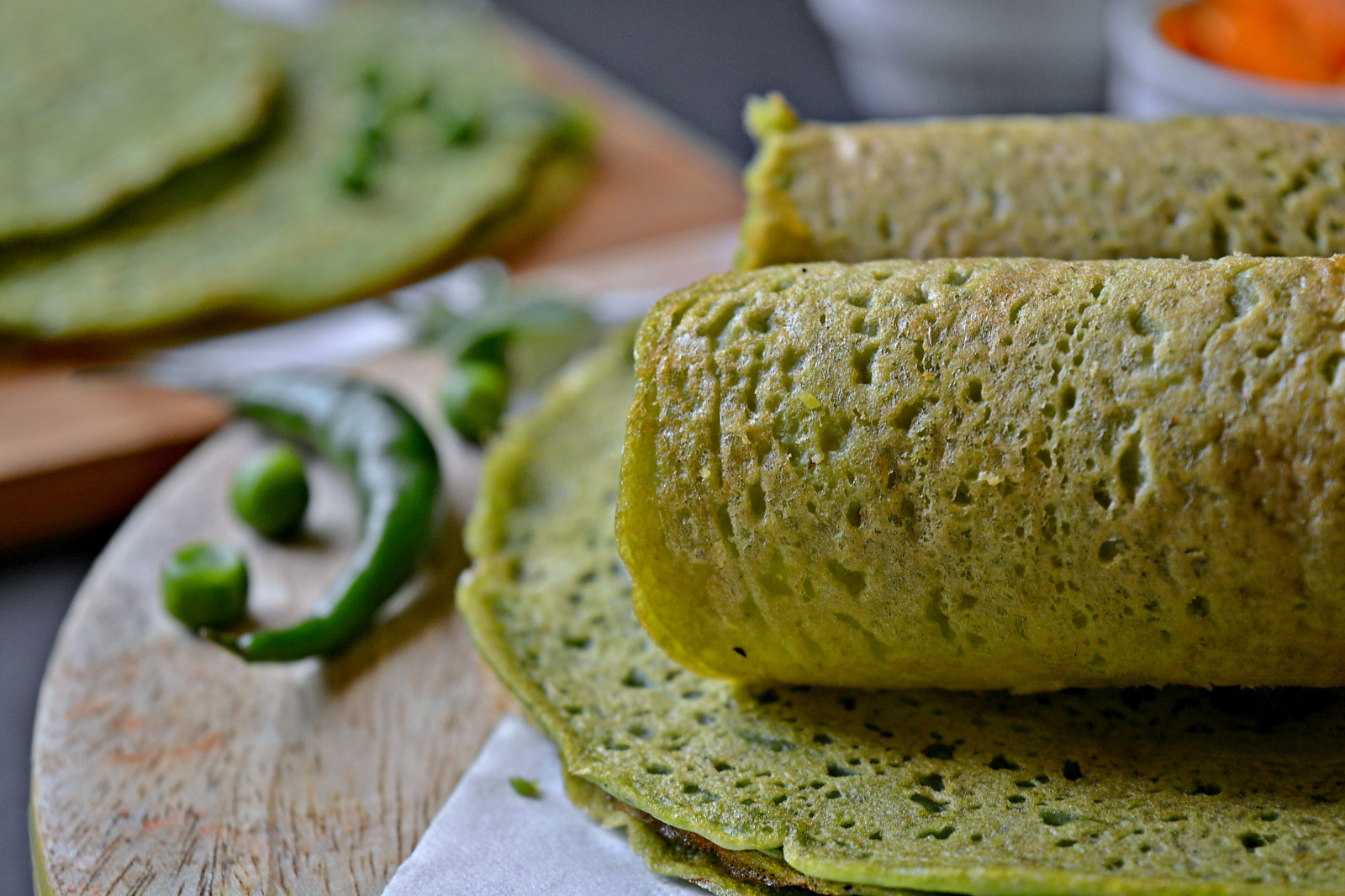 Besan And Green Pea Cheela Recipe