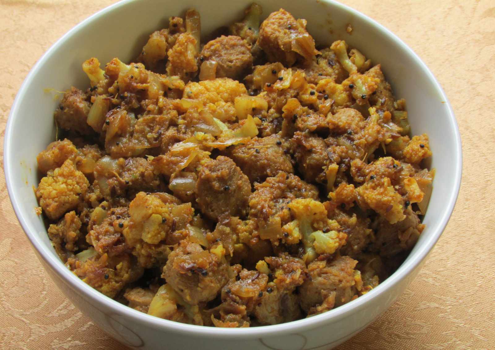 Cauliflower And Soya Chunks Sabzi Recipe