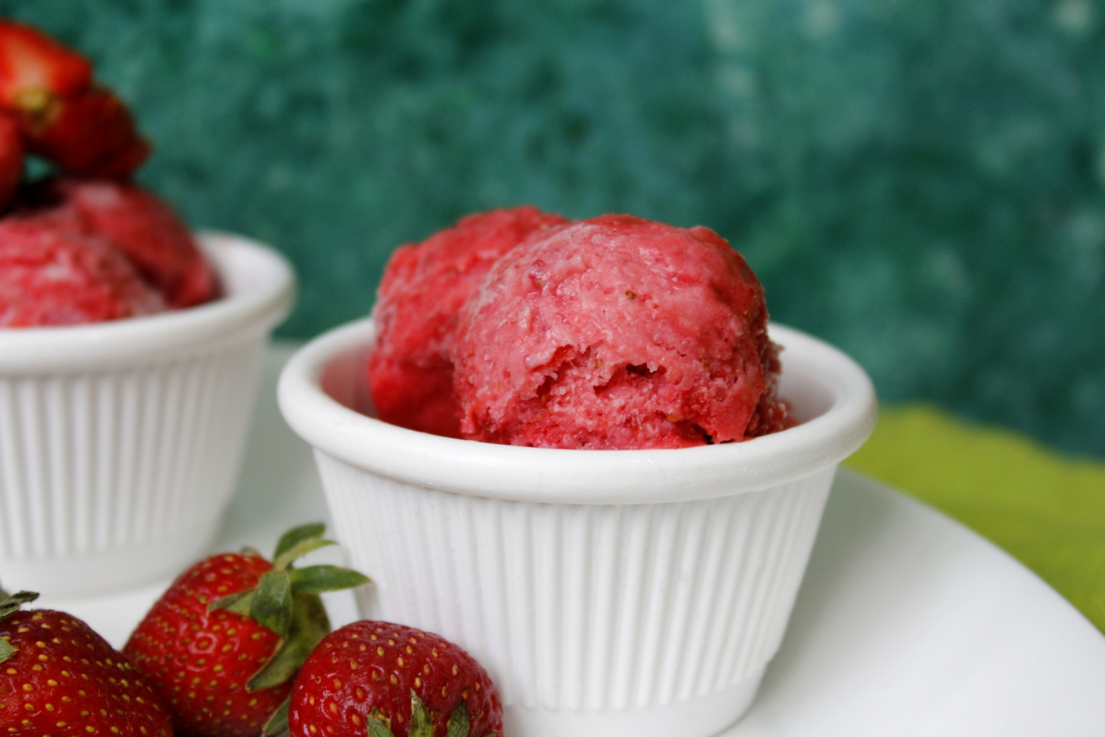 Frozen Strawberry Yogurt Recipe