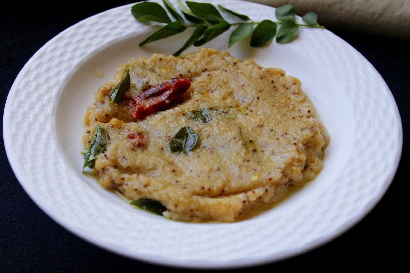 Puli Upma Recipe - Tamarind & Rice Rava Upma