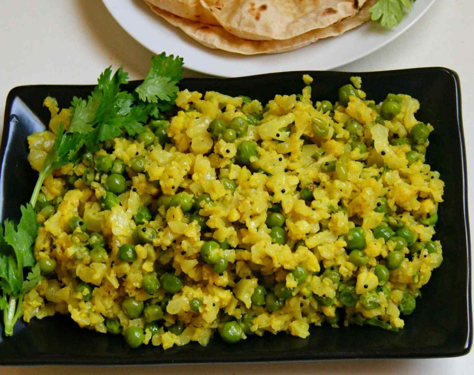 Cauliflower And Peas Bhurji Recipe