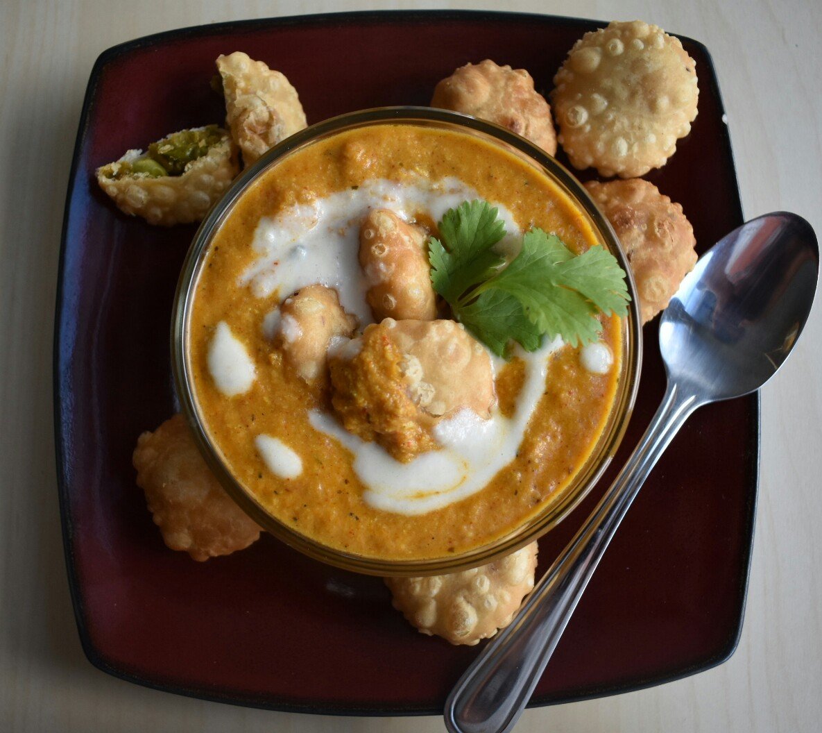 Matar Paneer Kachori Korma Recipe - Green Peas And Paneer Kachori Curry 