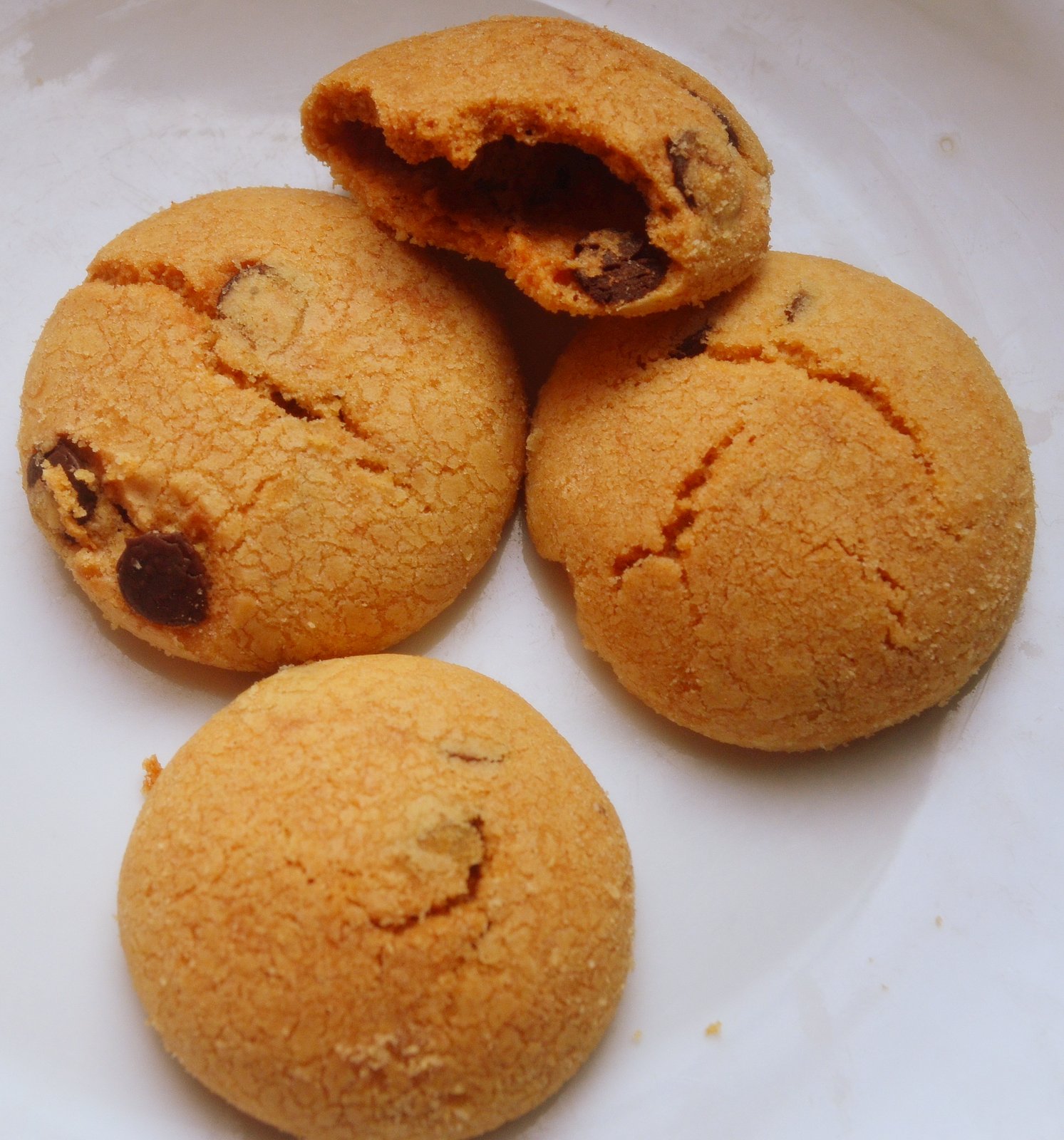 Eggless Baked Chocolate Chip Coins Recipe