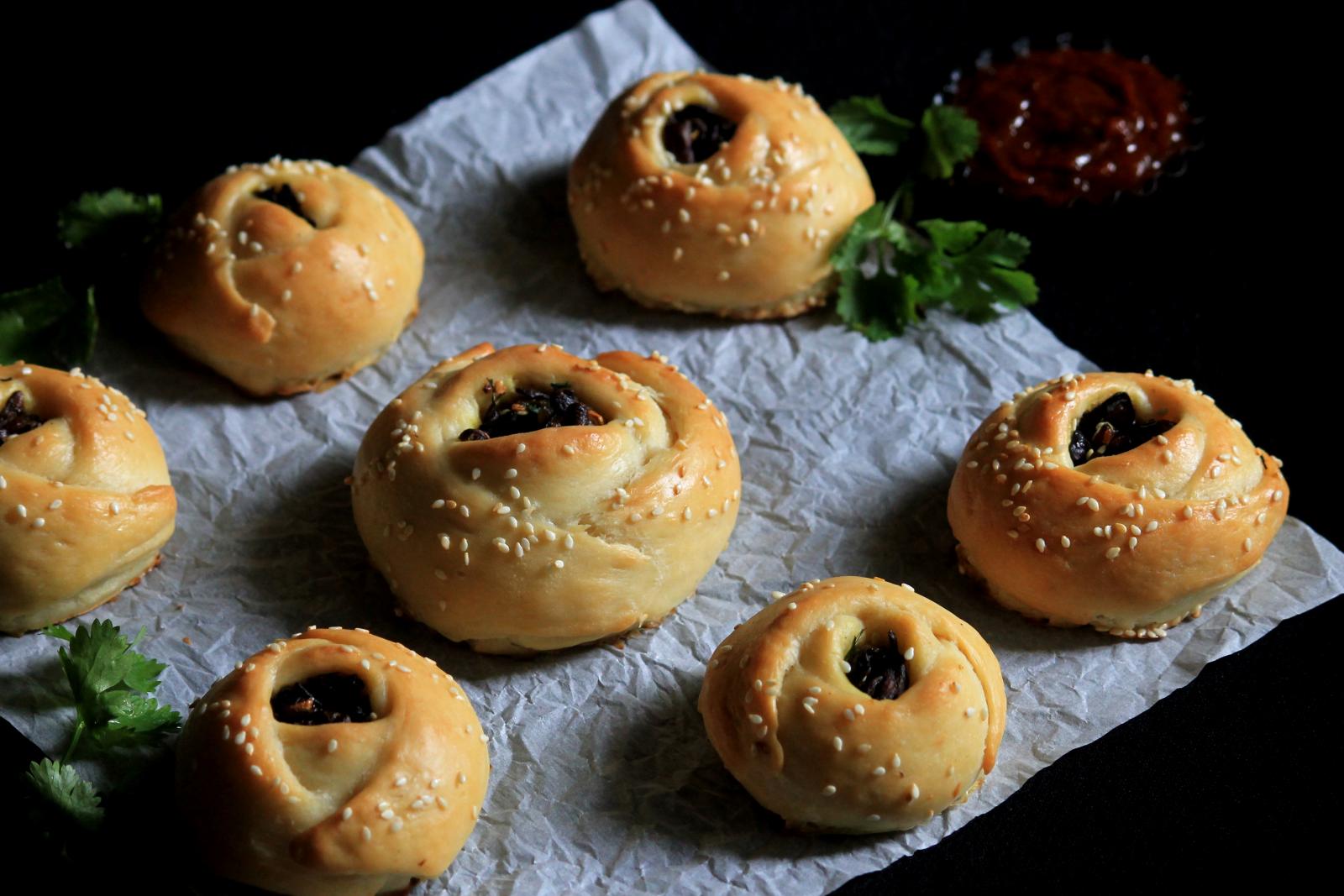 Rose Buns With Stuffed Mushroom Recipe