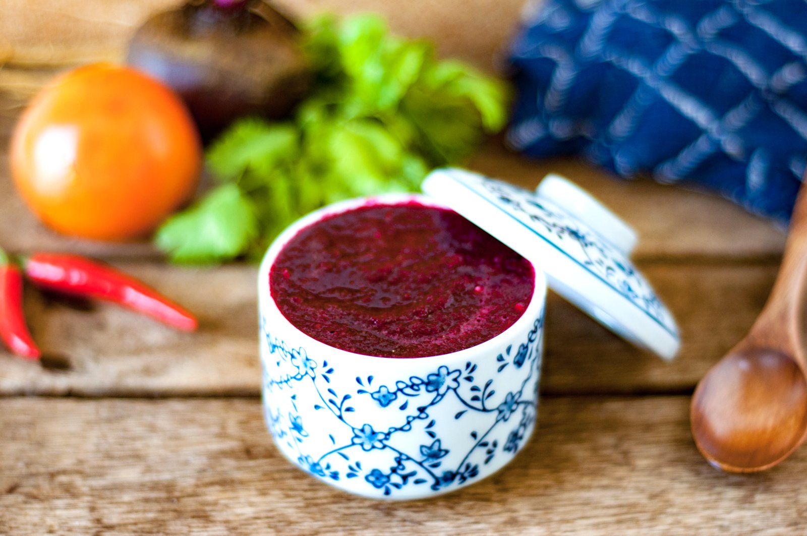 Tangy Raw Beetroot & Tomato Chutney Recipe