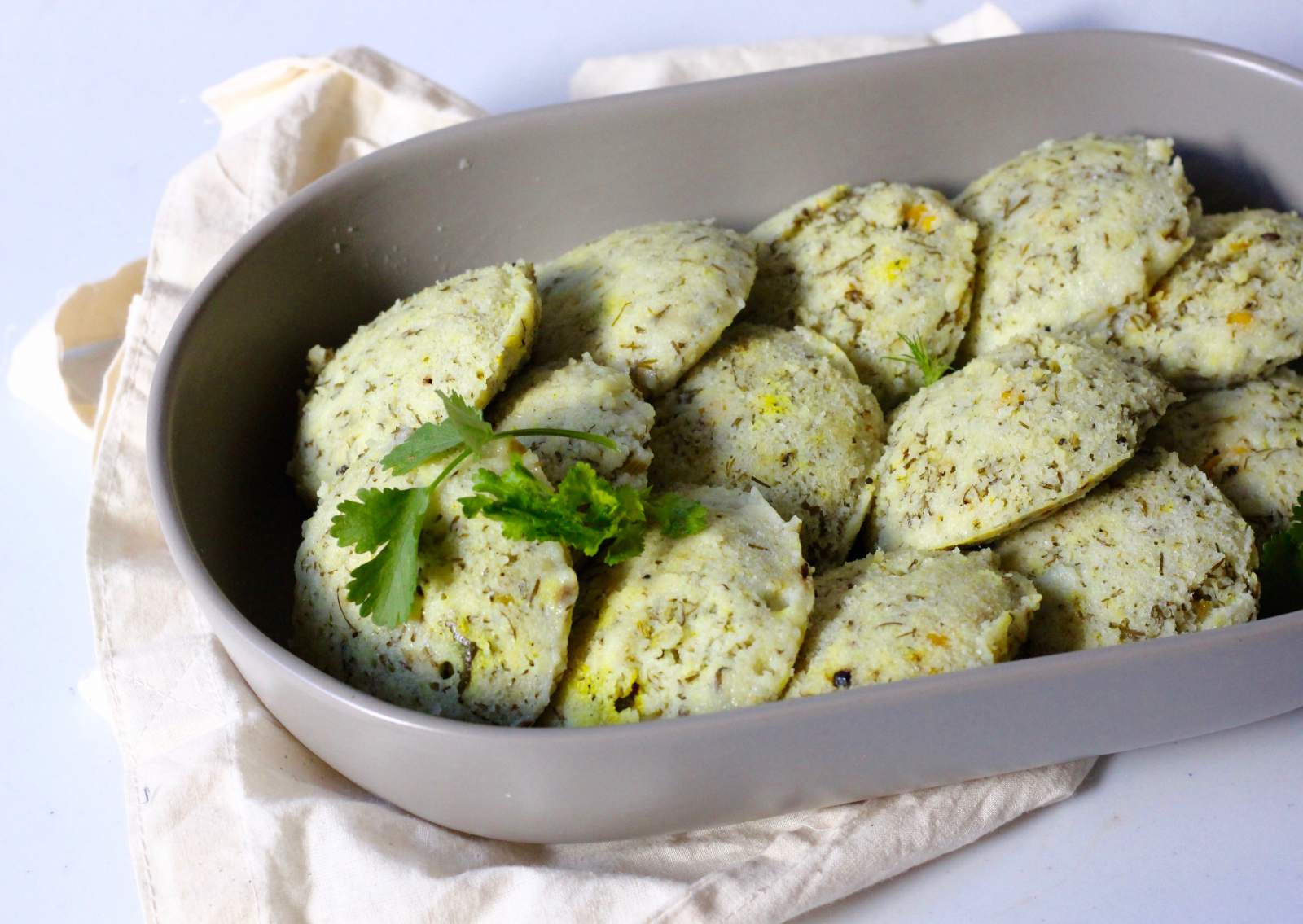 Sabsige Soppina Idli Recipe (Dill Leaves Idli)