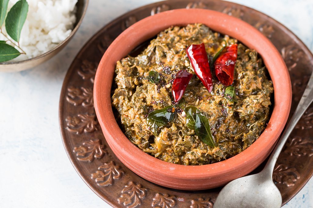 Padipe Saasmi Recipe - Udupi Style Amaranth Leaves Curry With Coconut & Tamarind