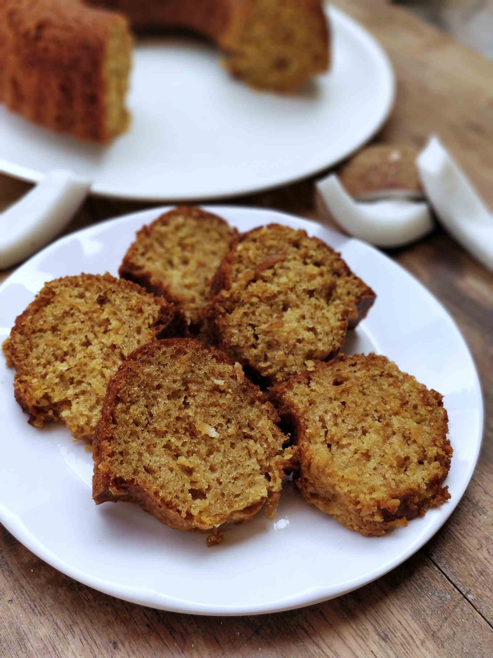 Caramelized Coconut Cake Recipe 