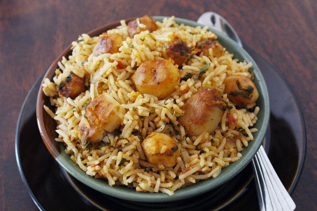 Baby Potatoes Pulao Recipe - Aloo Pulao 