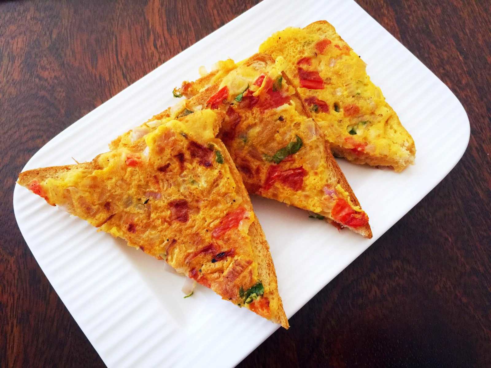 बेसन ब्रेड टोस्ट रेसिपी - Besan Bread Toast (Recipe In Hindi) बेसन ब्रेड टोस्ट रेसिपी - Besan Bread Toast (Recipe In Hindi)